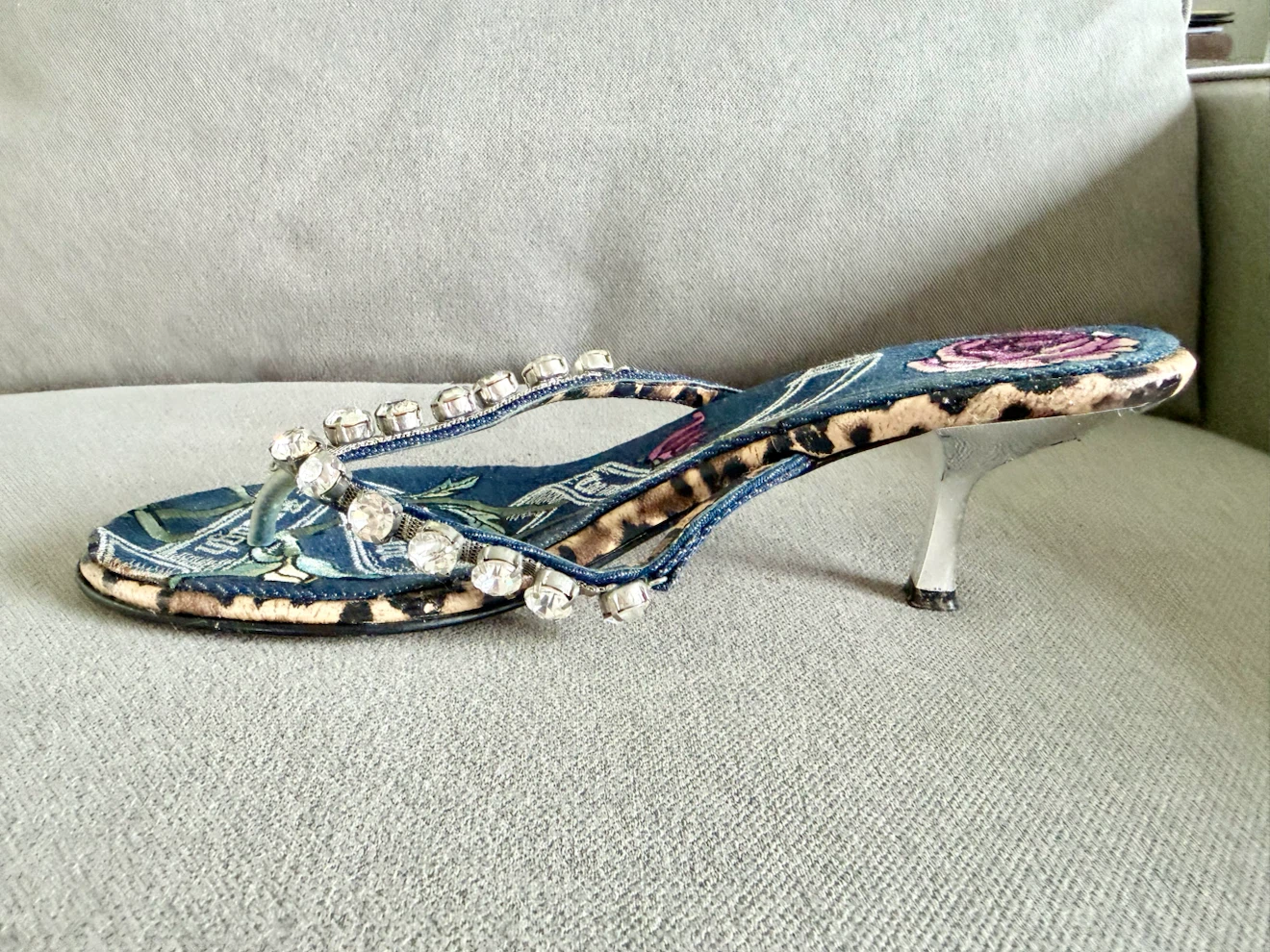 Beverly Feldman Designer Rhinestone Denim Sandals Size 9 - photo 5