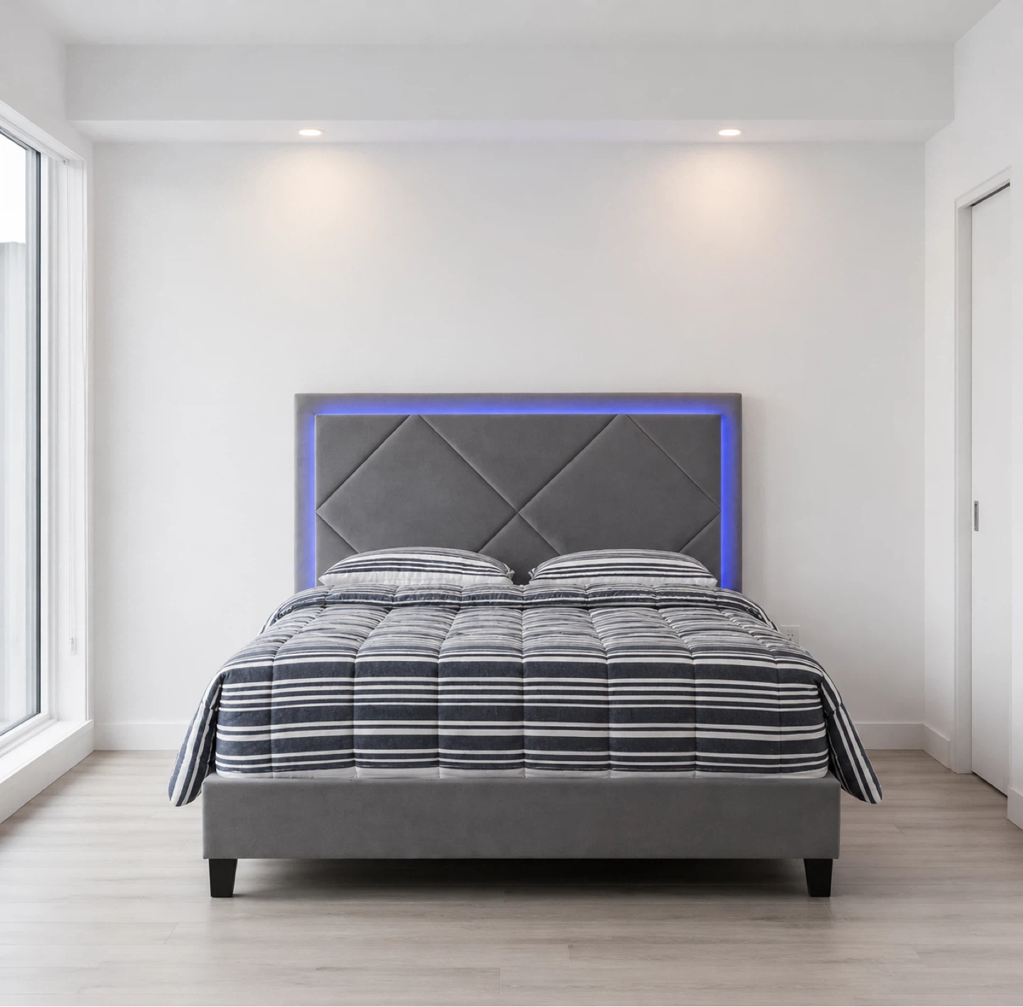 Queen bed frame like new