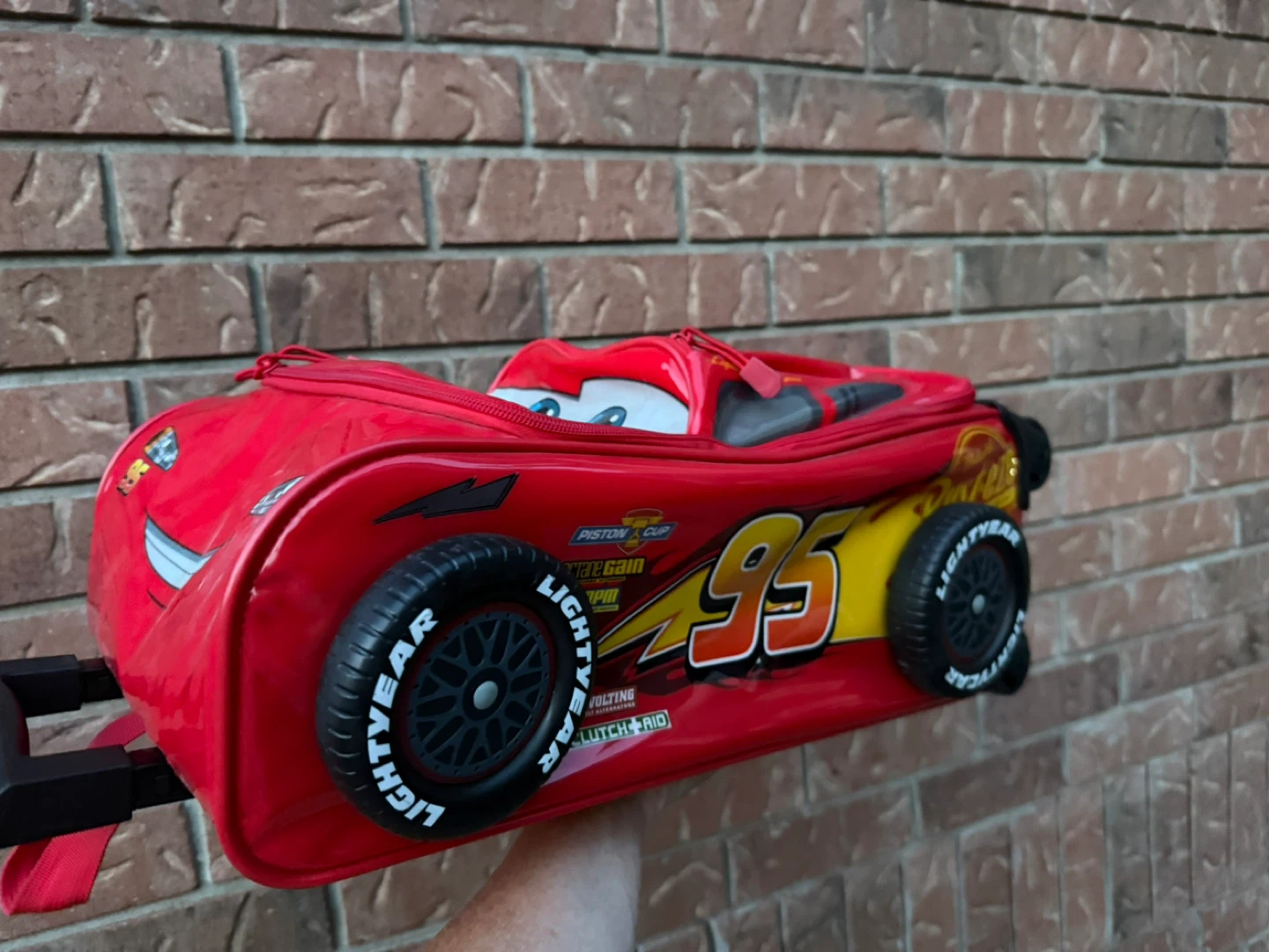 Disney Cars Lightning McQueen Rolling Luggage Suitcase - photo 4