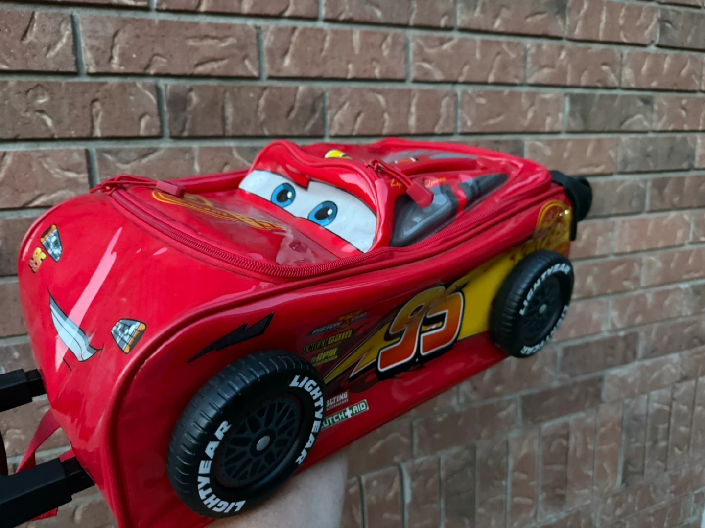 Disney Cars Lightning McQueen Rolling Luggage Suitcase - photo 3