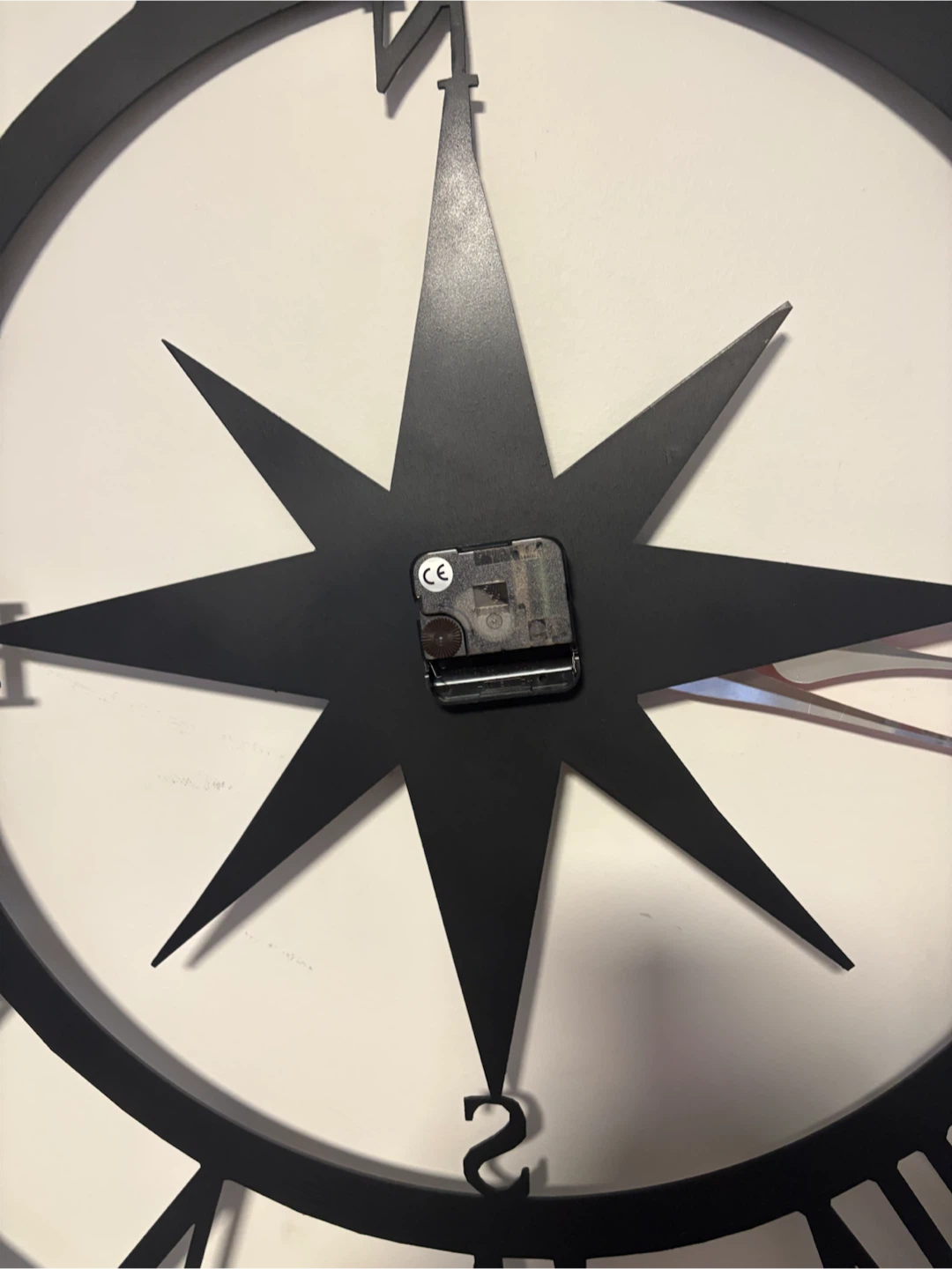 75 cm (30”) Compass Rose Wall Clock - photo 3