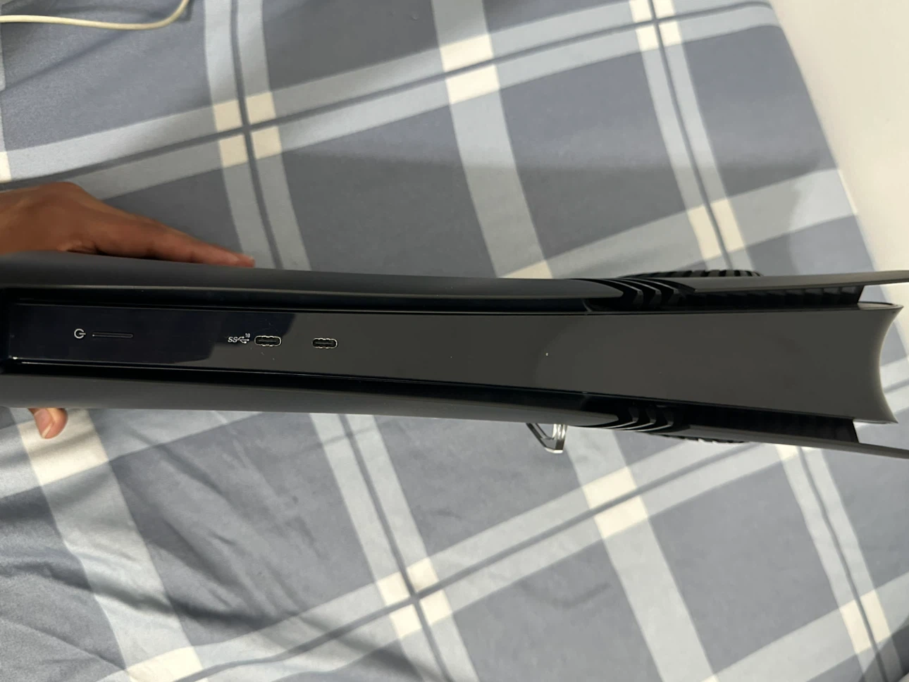PS 5 Pro - photo 4
