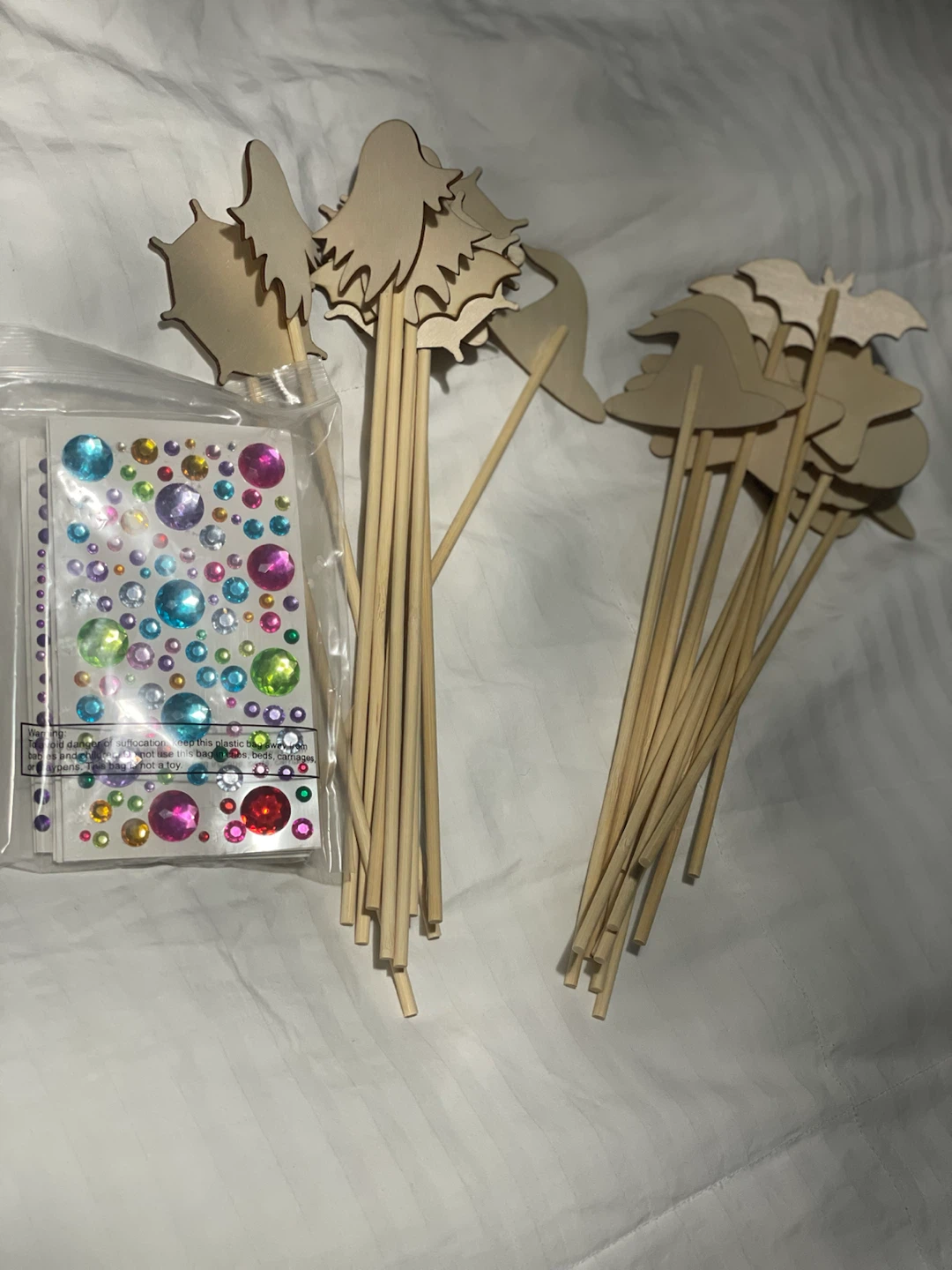 NEW! 24 Pack Halloween Themed Wooden Craft Sticks & Gem Stickers