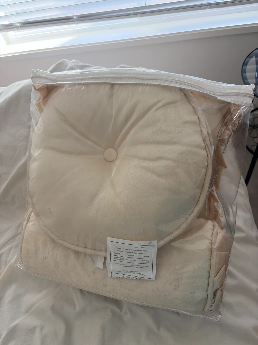 Set of 3 decorative accent pillows - photo 2