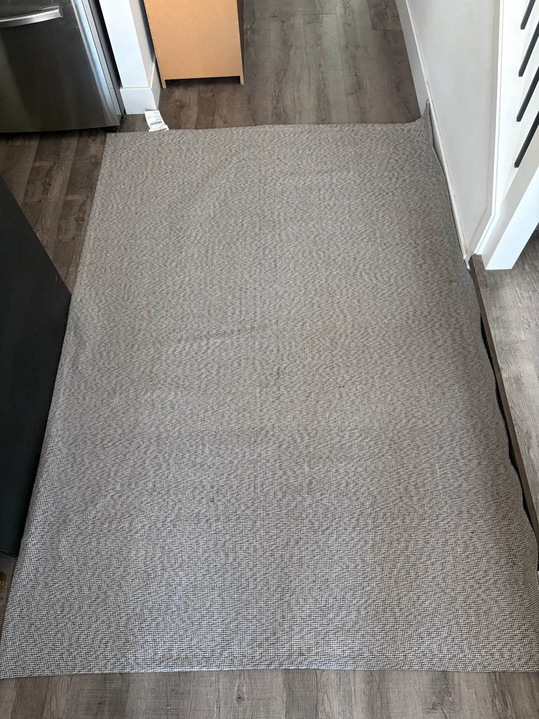 IKEA Rug (155x220cm) 5’1” x7’3”