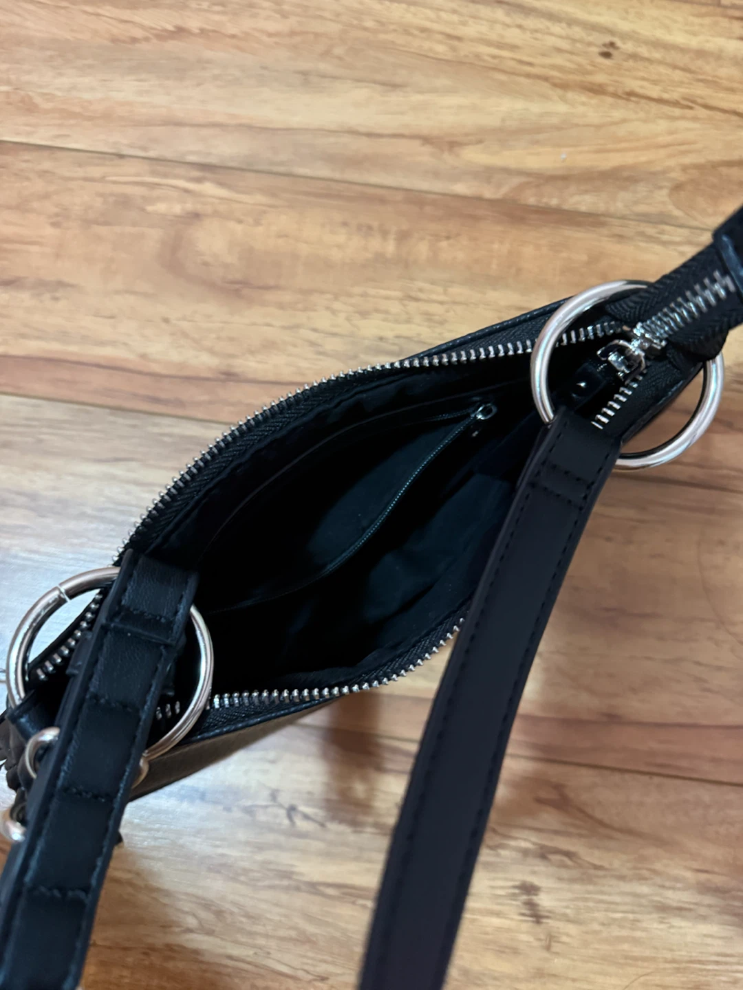 Steve Madden Black Shoulder Bag with Charms - photo 3