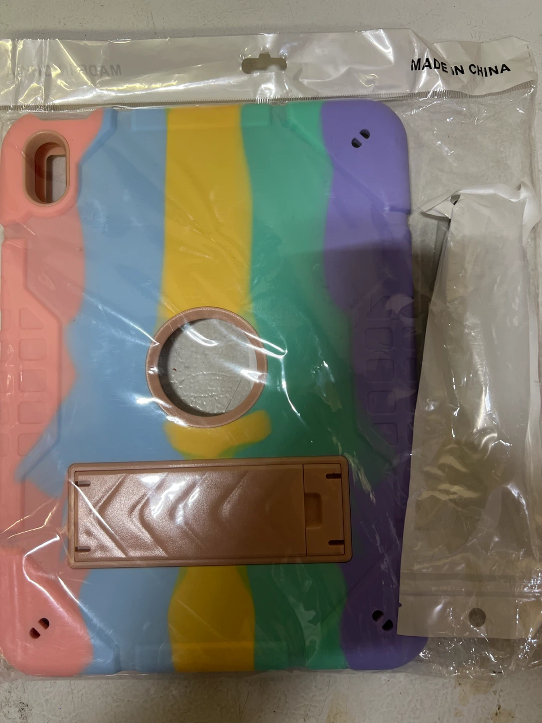 iPad 10th Gen Case - Gradient Gold - photo 3
