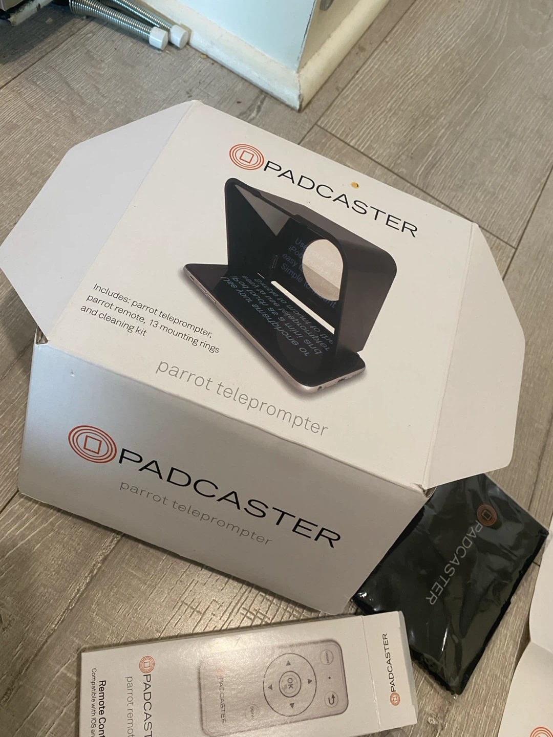 Padcaster Parrot Smartphone Teleprompter Kit