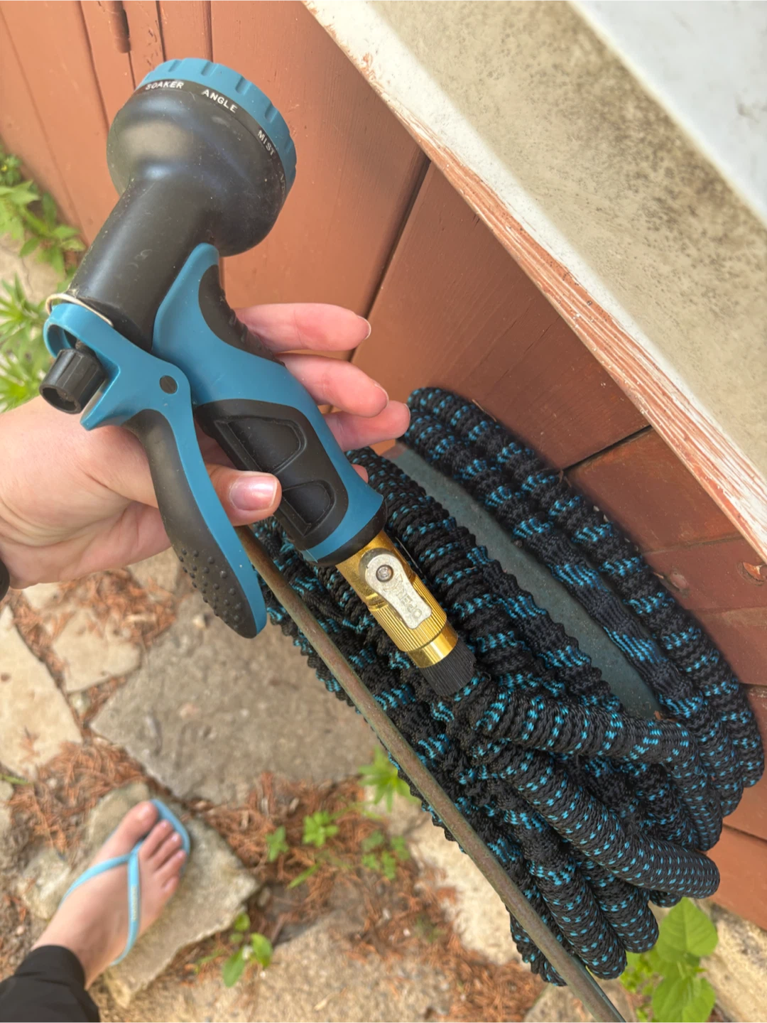 Expandable Garden Hose with Spray Nozzle