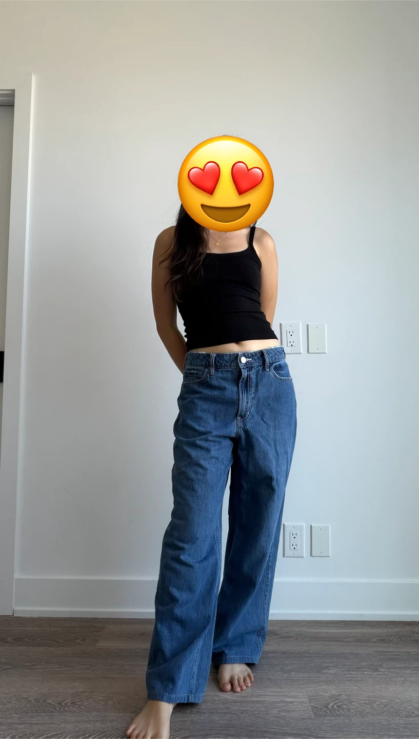 Hollister Ultra High-Rise Baggy Jeans w29