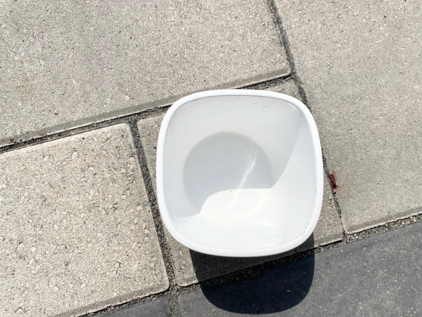 Small White Ceramic Planter Pot - photo 2