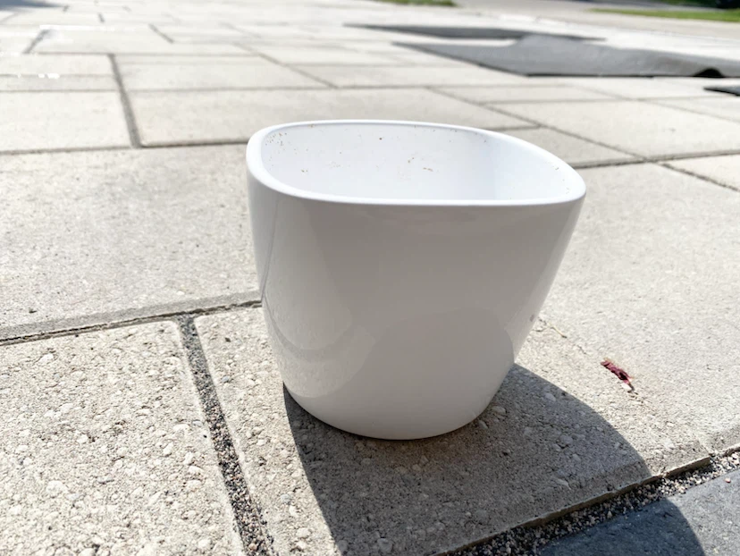 Small White Ceramic Planter Pot - photo 3