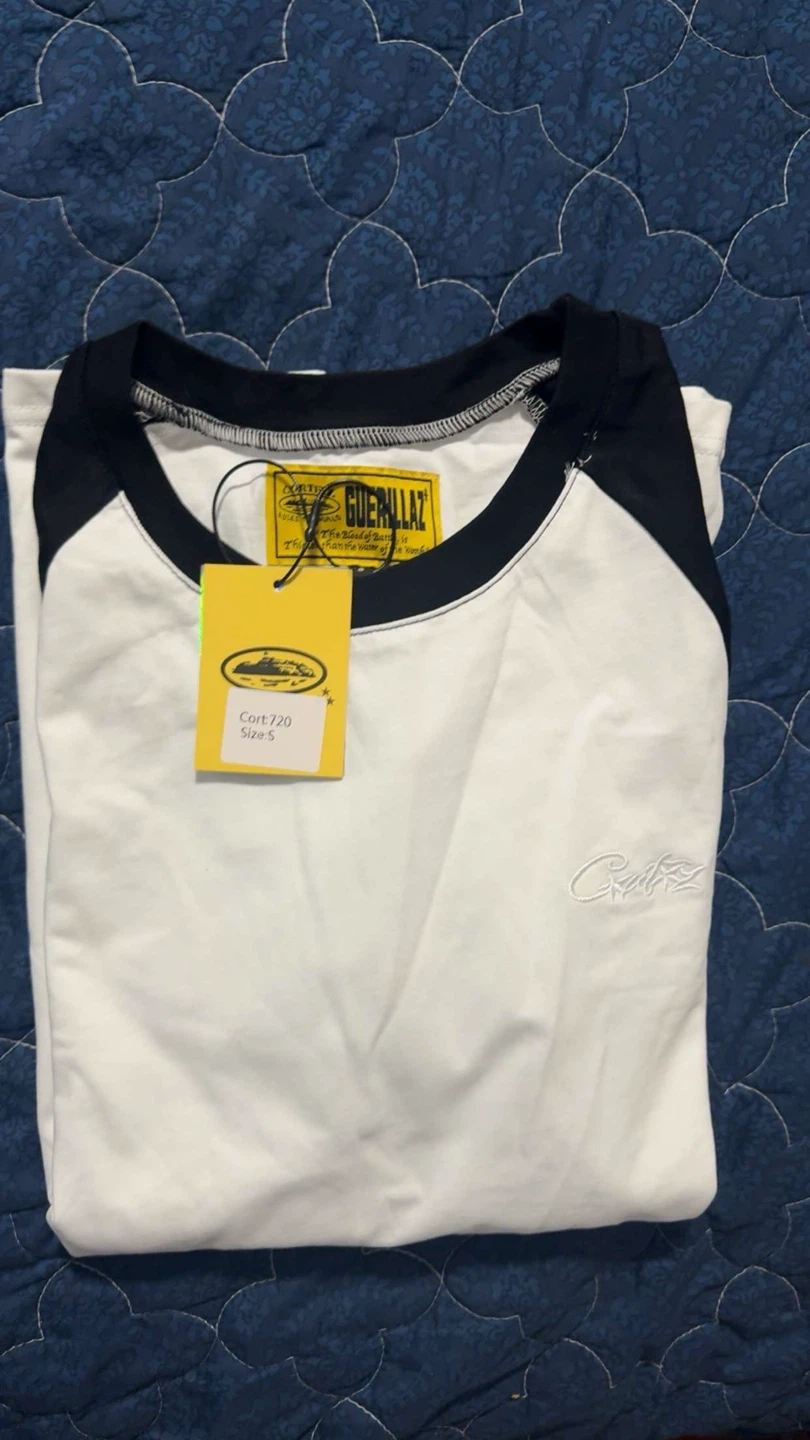 Black and white long sleeve cortiez - photo 3
