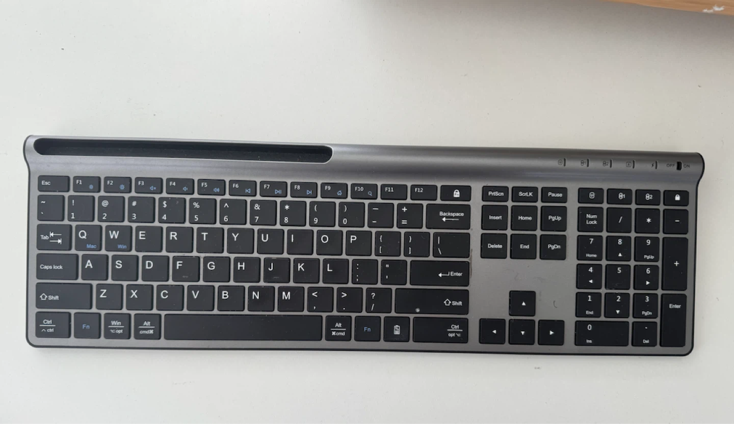 Slim Wireless Keyboard