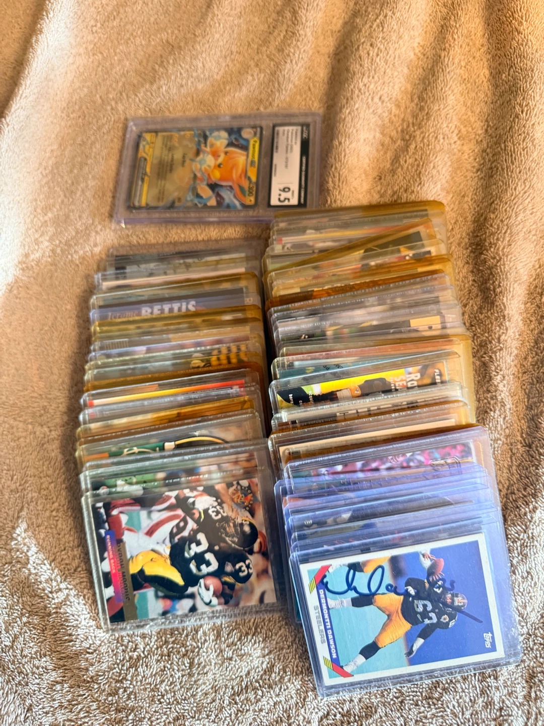 NFL CARDS FROM 90’s NUMBERED/ROOKIE CARDS - photo 5