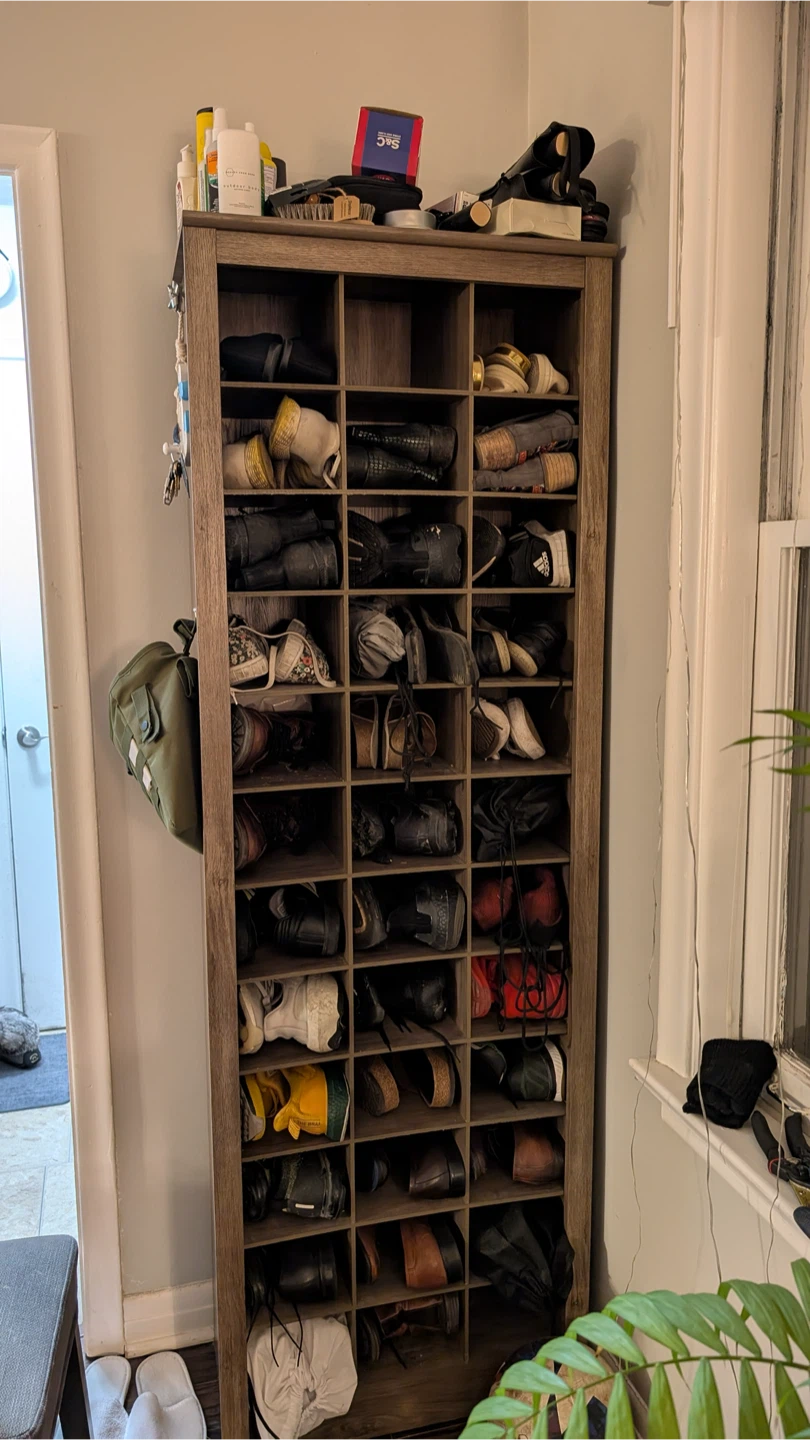 Wooden Shoe Rack with Multiple Compartments