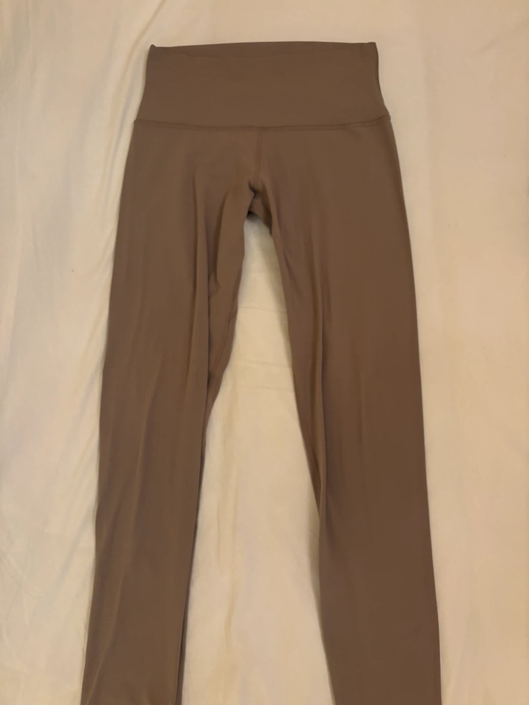 ARITZIA GOLDEN Leggings Size 8 - photo 2