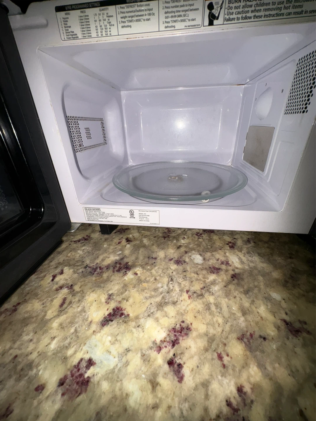 Black+Decker Stainless Steel Microwave - photo 4