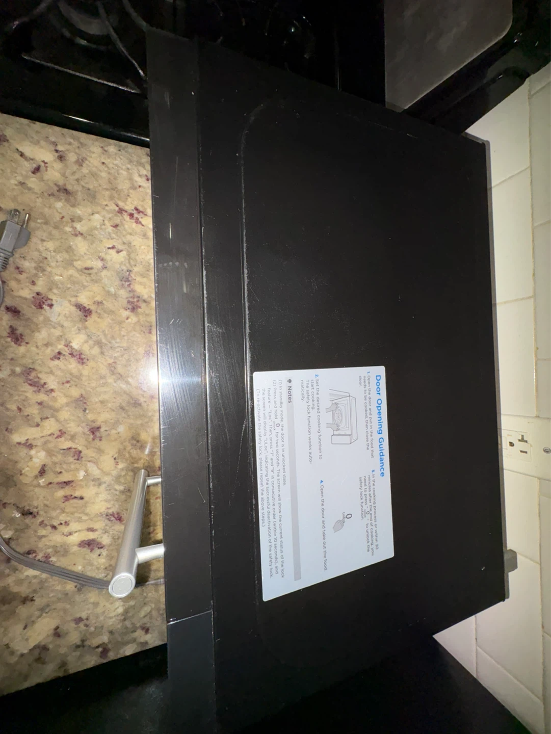 Black+Decker Stainless Steel Microwave - photo 3