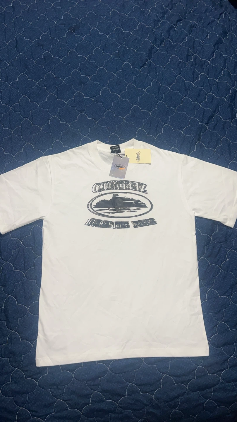 White cortiez T-shirt