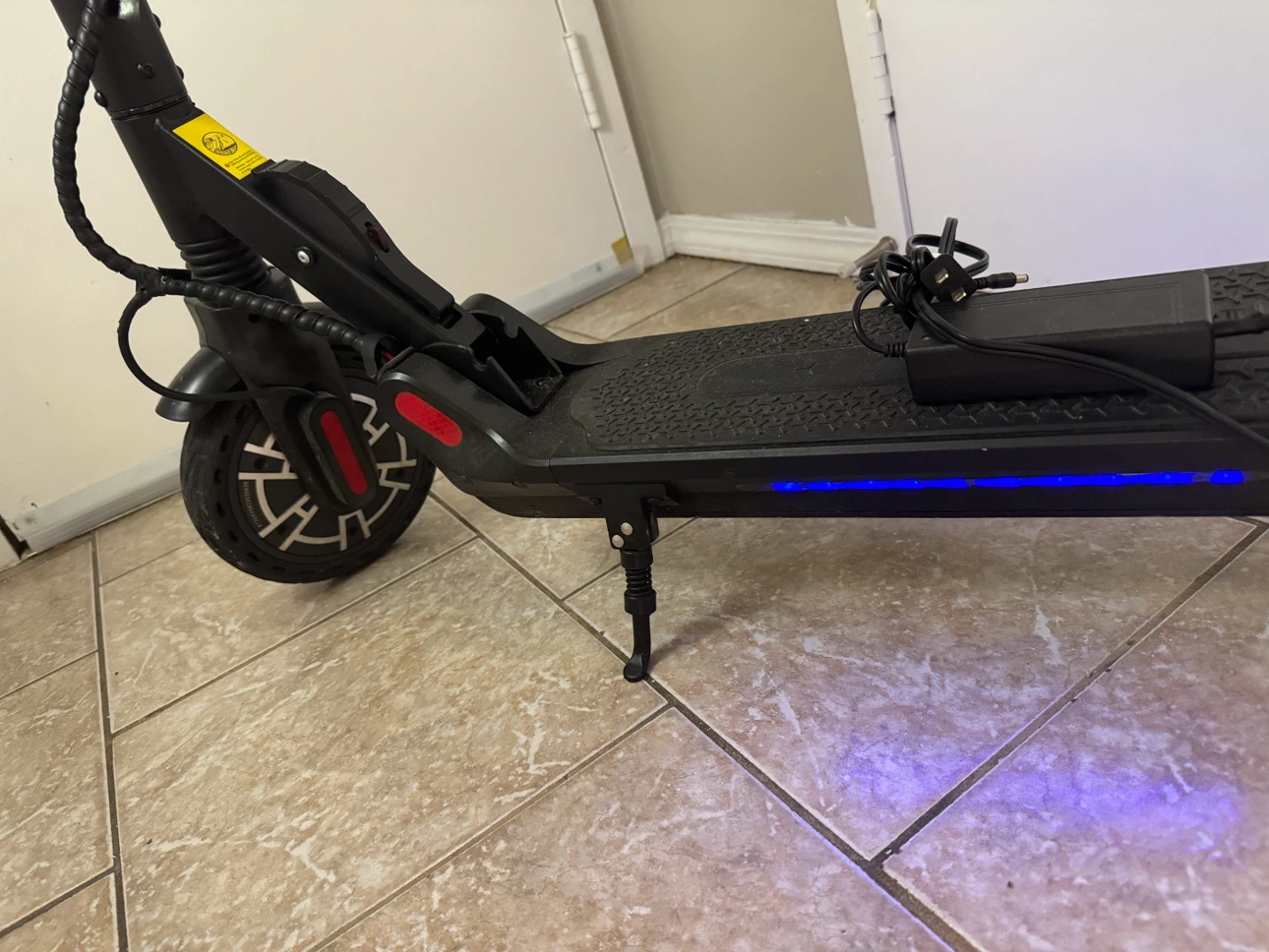 iZip Pilot electric scooter - photo 4