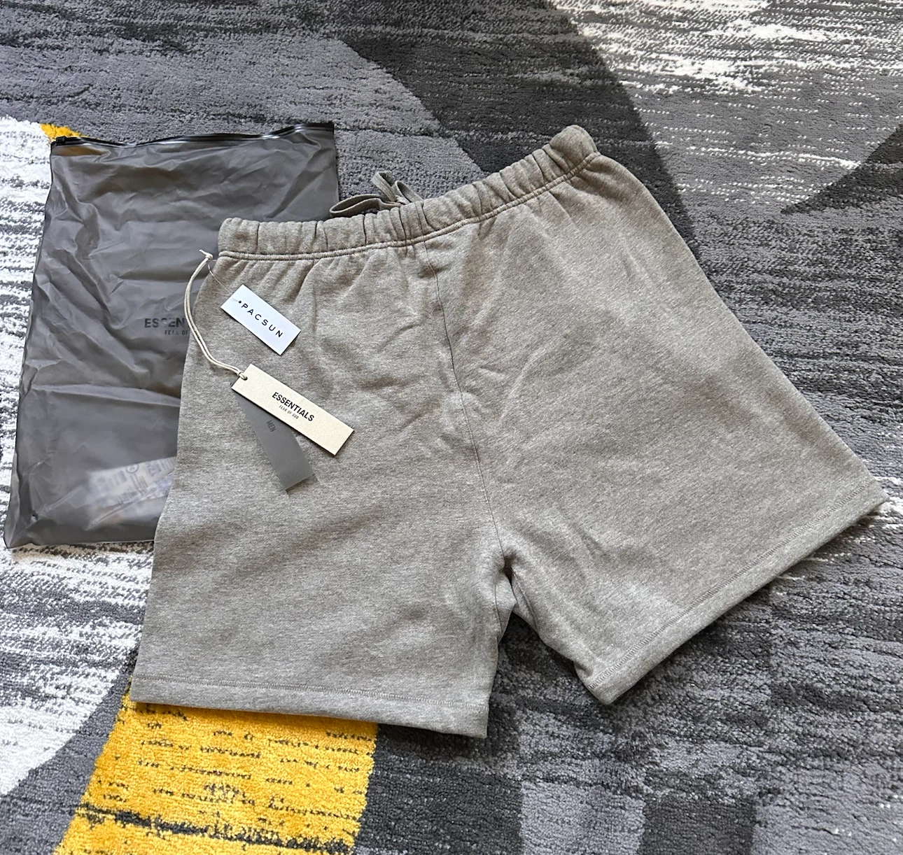 Dark Oatmeal Essentials Shorts - photo 2