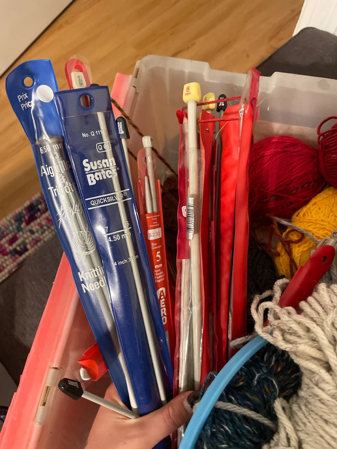 Assorted Knitting Needles and Yarn - photo 2