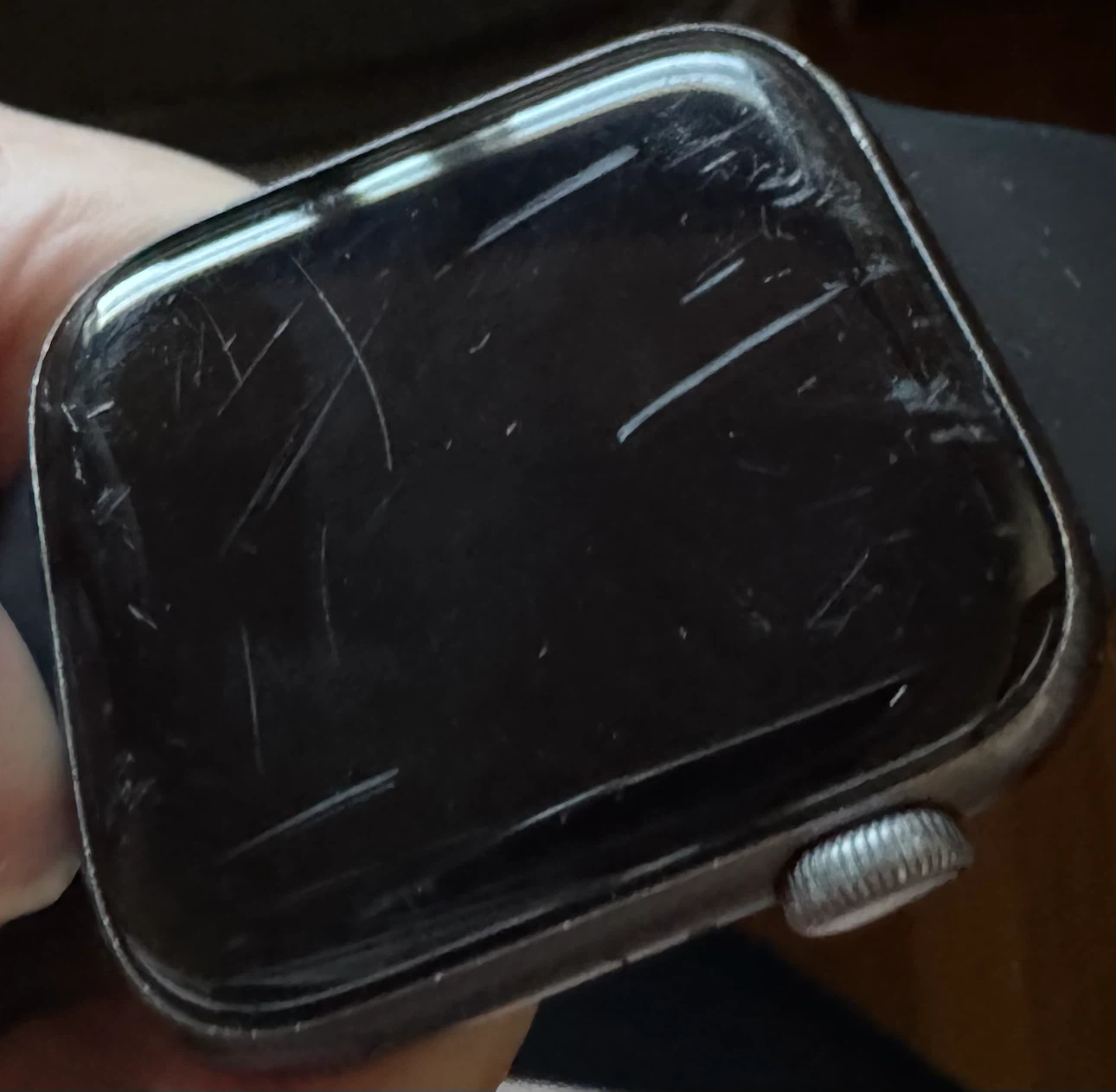 Apple Watch Series 4 - 44 mm Aluminum - photo 2