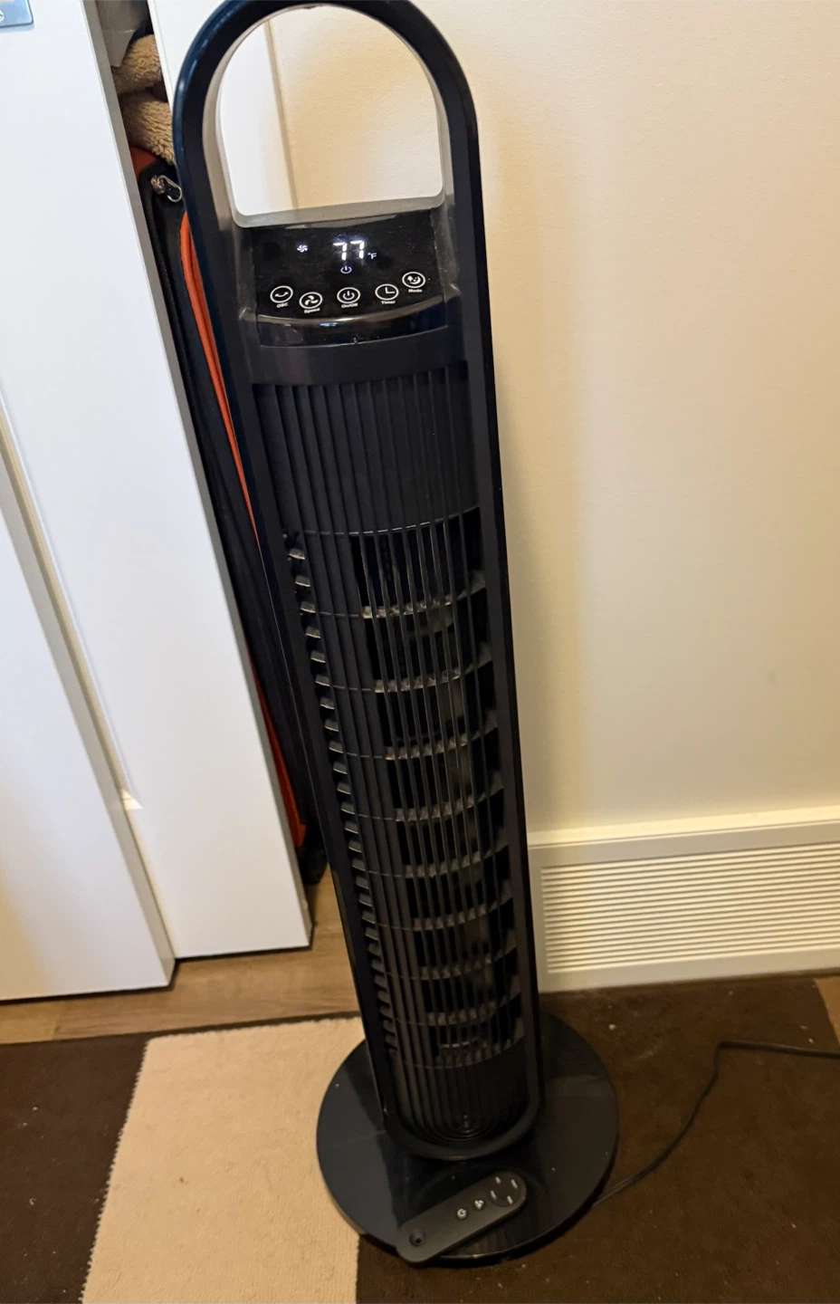 Black Tower Fan with Remote