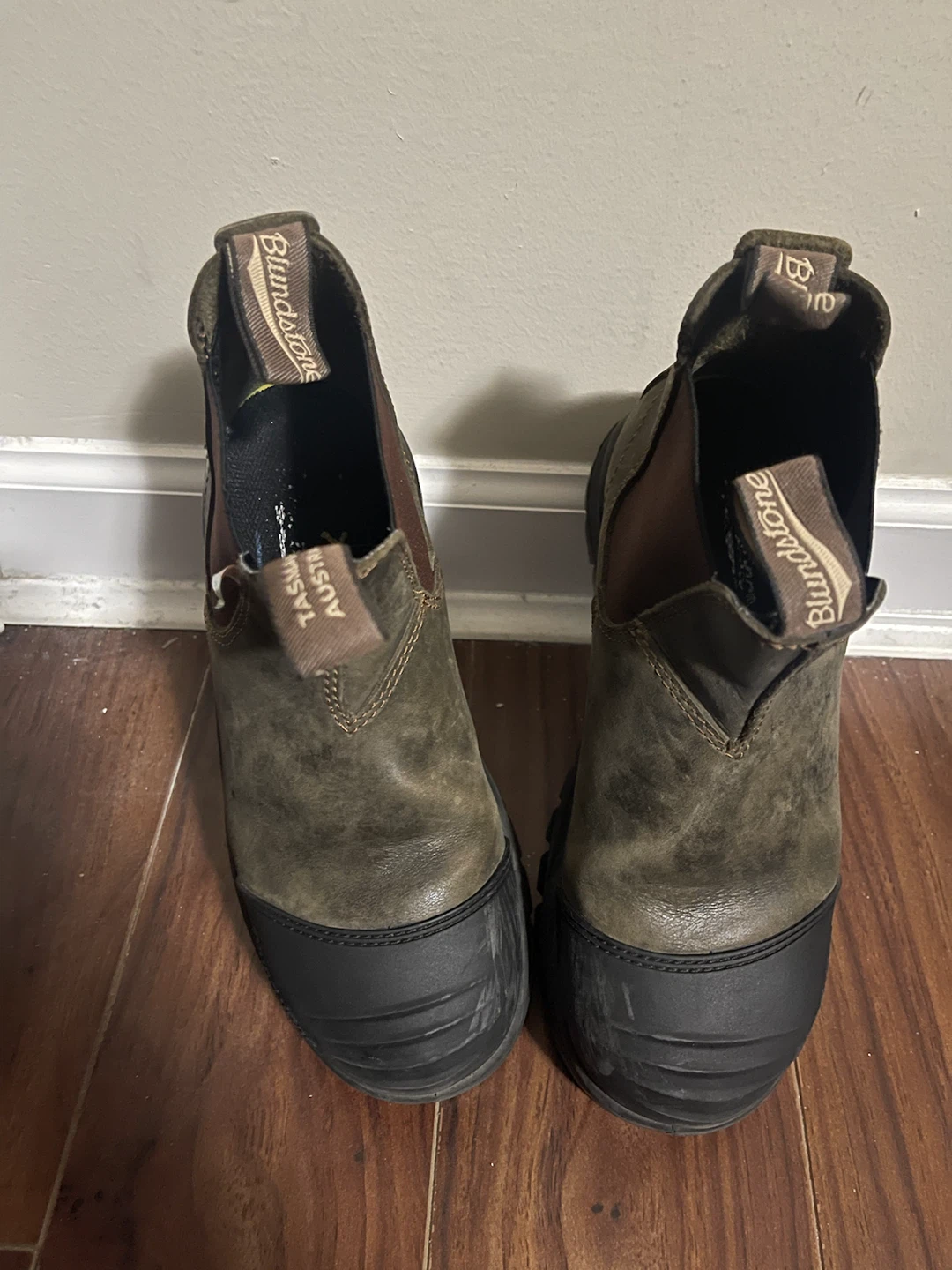 Blundstone Chelsea Steel Toe Boots