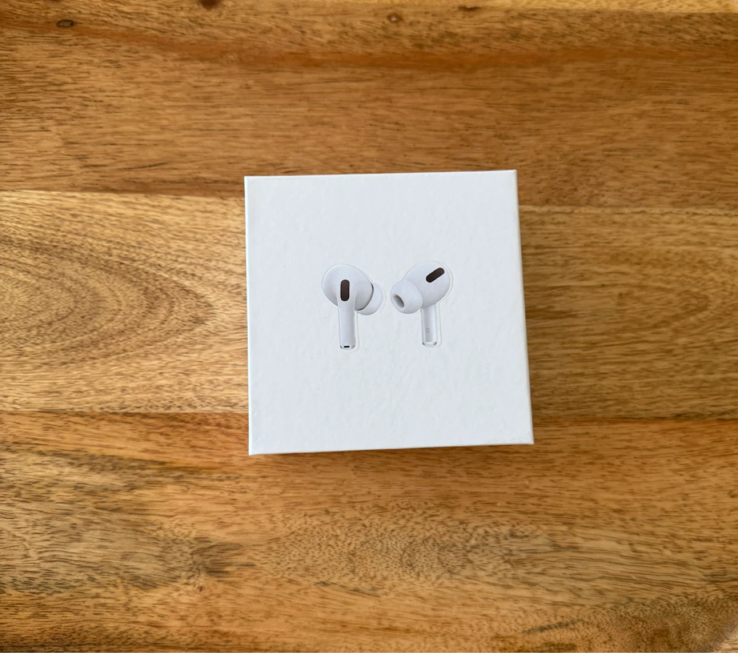 Apple AirPods Pro (2nd Gen) with MagSafe Charging Case