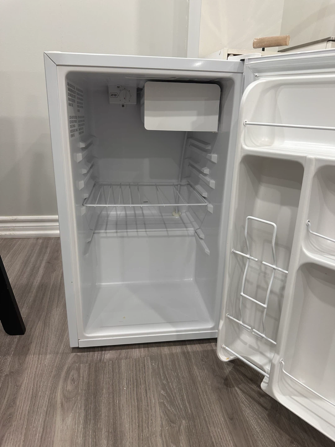 Mini fridge - photo 2