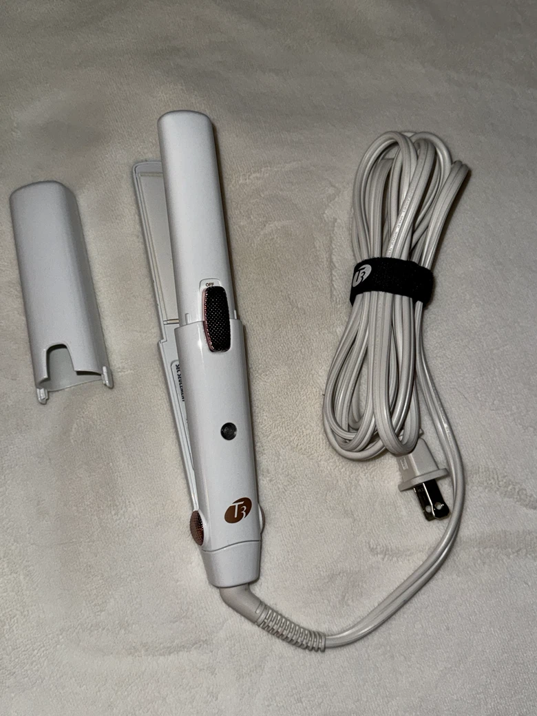 T3 SinglePass Compact Travel Styling Flat Iron with Cap - photo 2