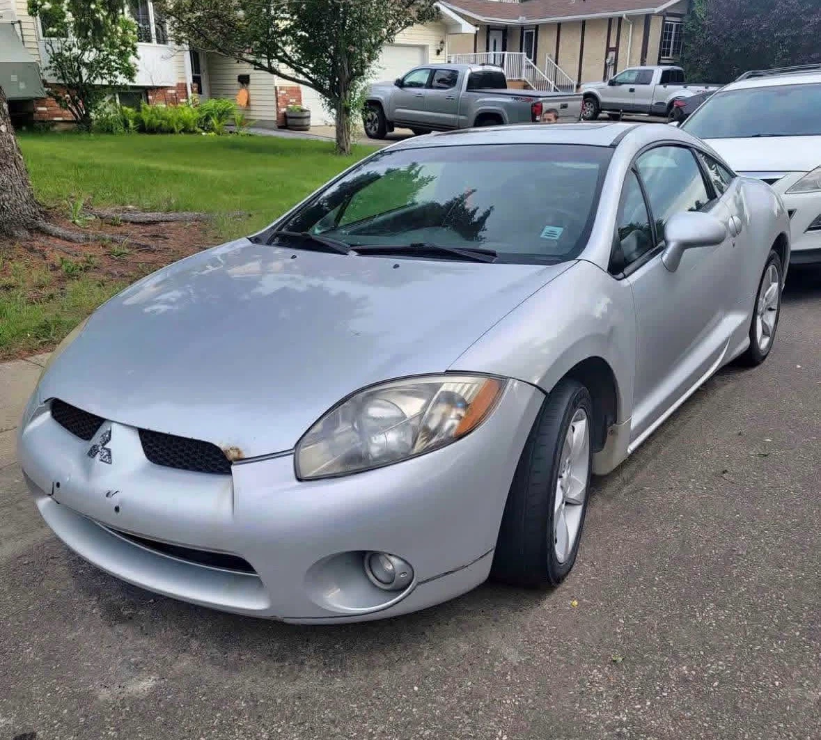 Silver 2006 Mitsubishi Eclipse Coupe - photo 2