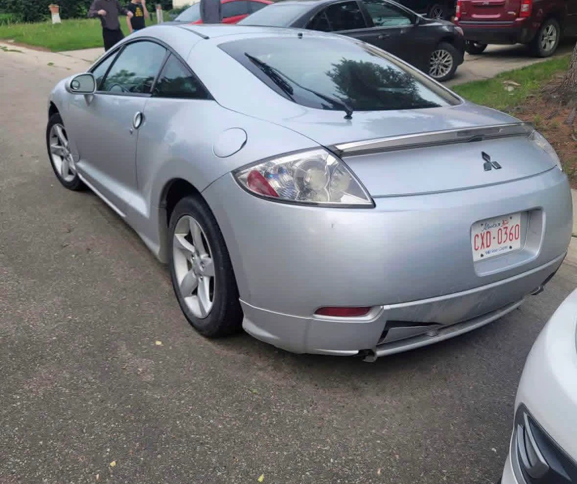 Silver 2006 Mitsubishi Eclipse Coupe - photo 3