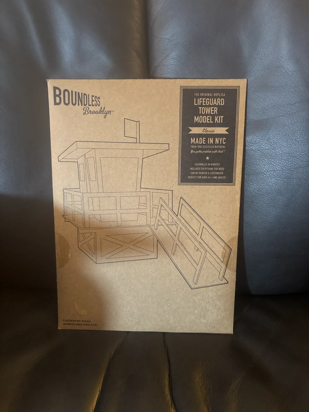 Boundless Brooklyn Lifeguard Tower Model Kit