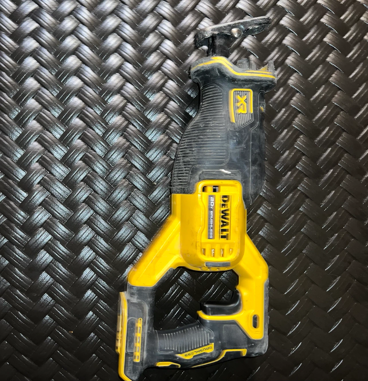 DEWALT 20V MAX XR Reciprocating Saw DCS367