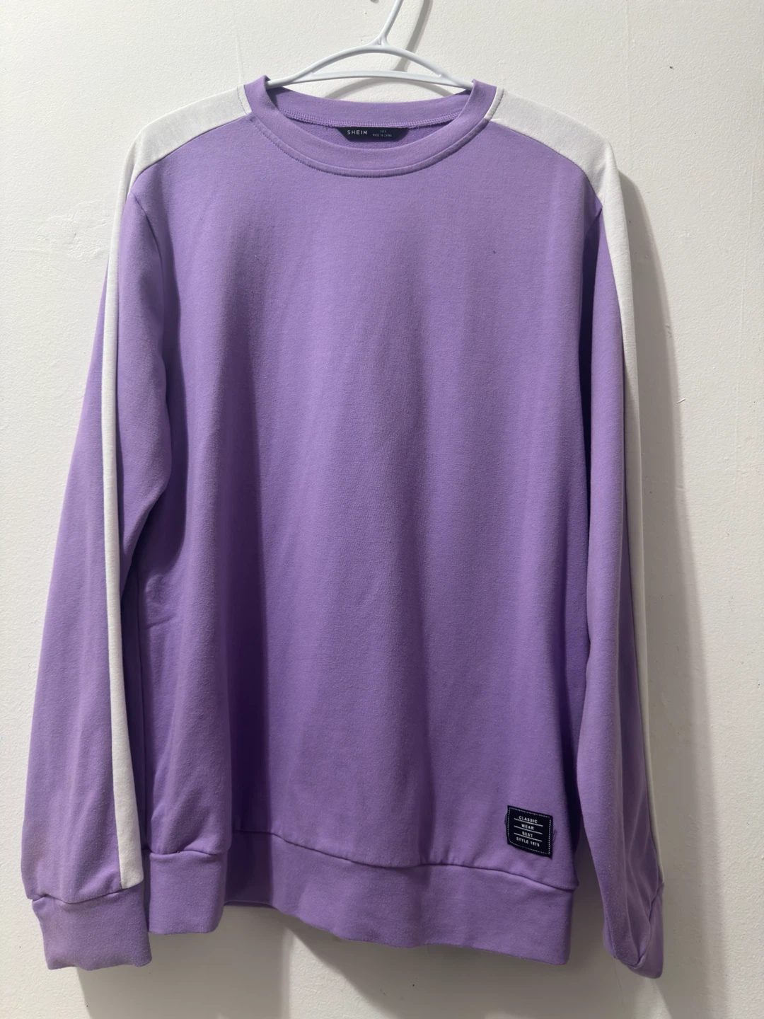 SHEIN Purple Sweatshirt