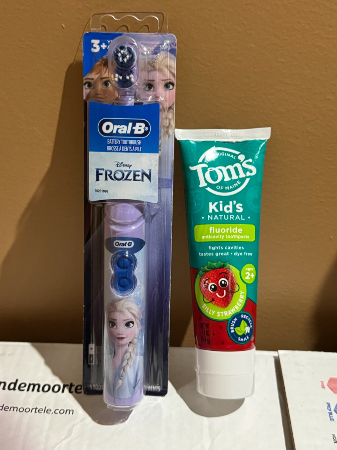 Colgate Kids electric toothbrush& Tom's Toothpaste