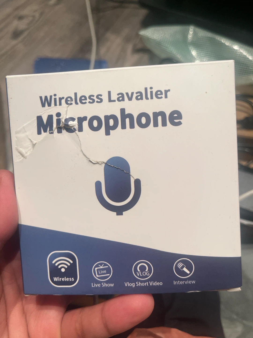 Wireless Lavalier Microphone for Apple and Android