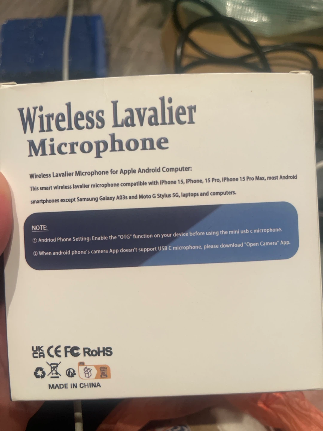 Wireless Lavalier Microphone for Apple and Android - photo 2