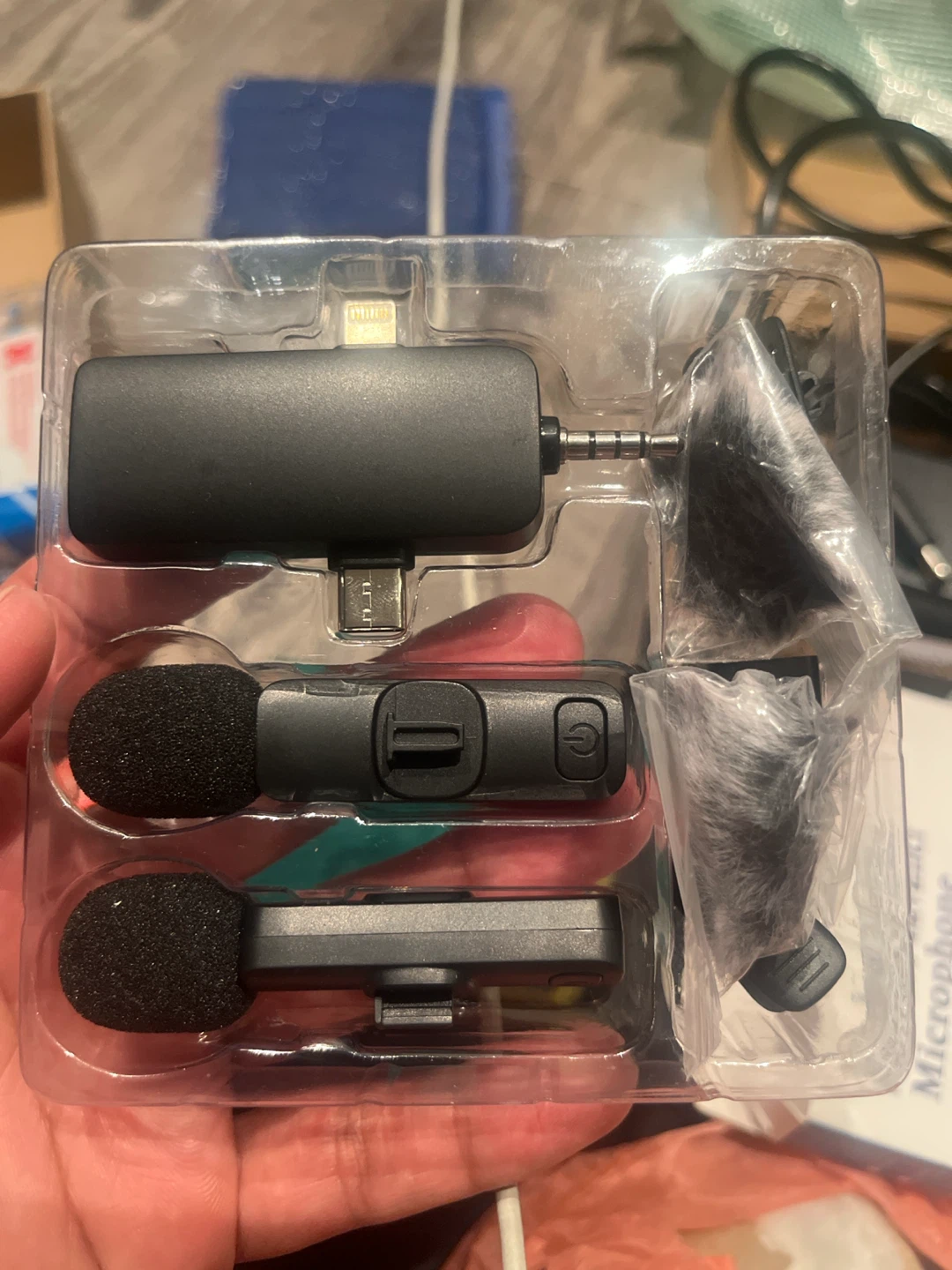 Wireless Lavalier Microphone for Apple and Android - photo 3