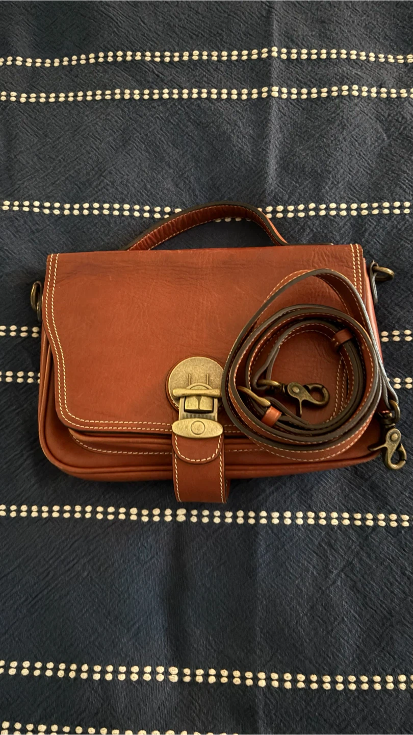Brown Leather Crossbody Bag with Strap