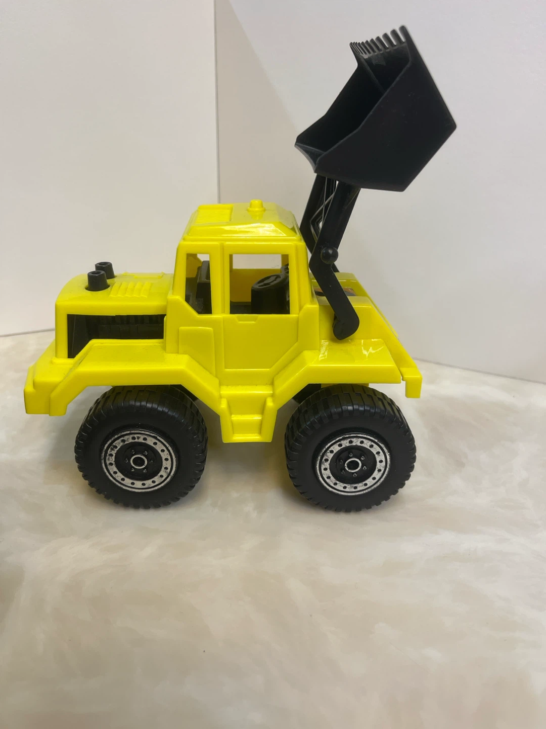 Superior Yellow Cement Mixer and Loader Toy Trucks - photo 4