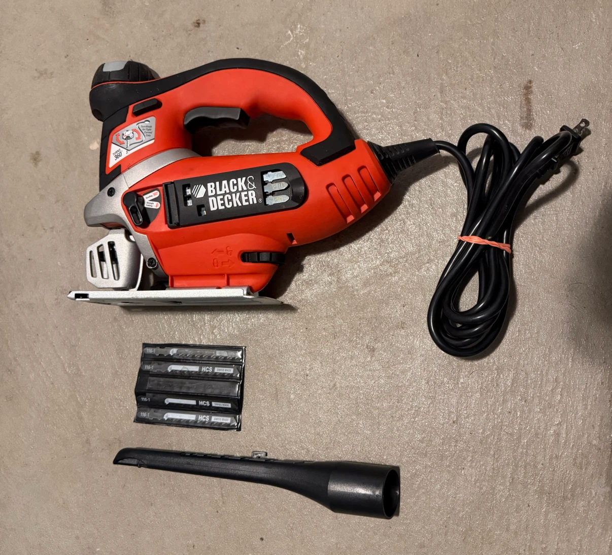 JIGSAW JS700 Black and Decker - photo 3