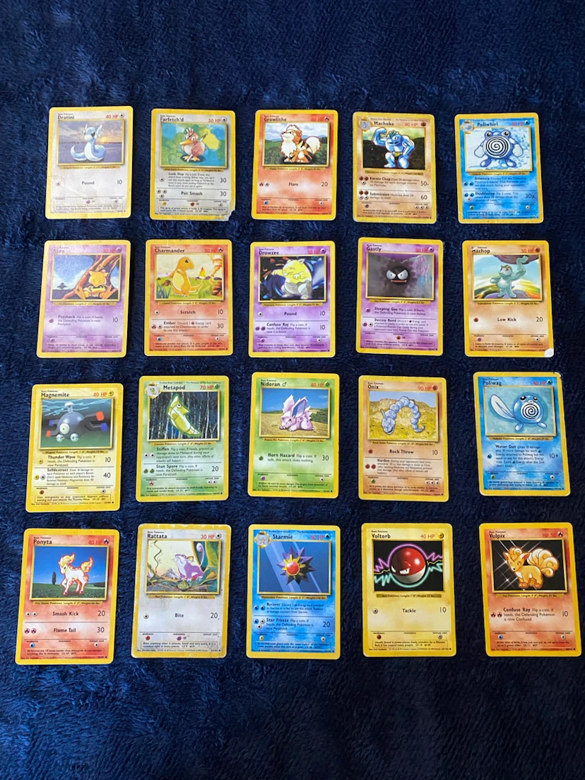 Assorted Pokémon Cards • Base Set (Unlimited) ***