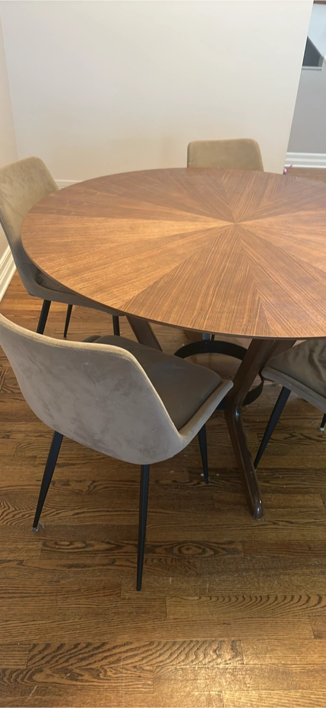 Round Wood Dining Table with 5 Chairs