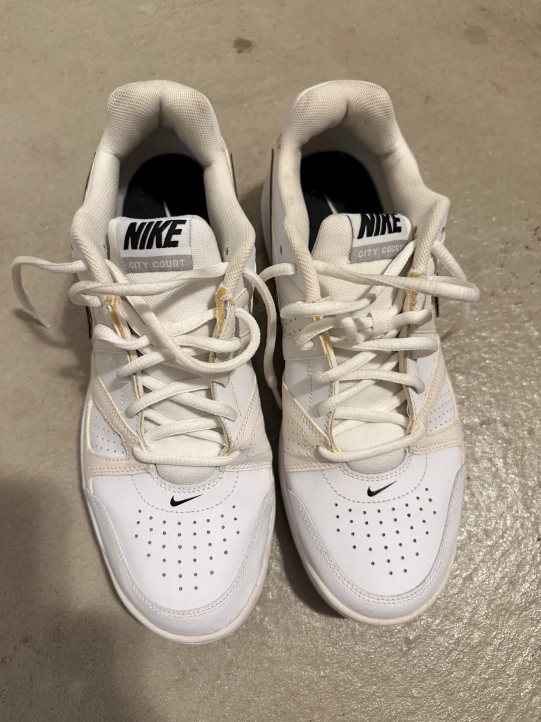 NIKE CITY COURT VII