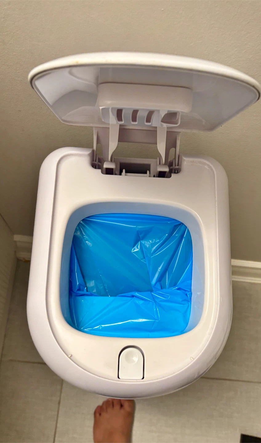 Diaper Genie Platinum Pail - photo 2