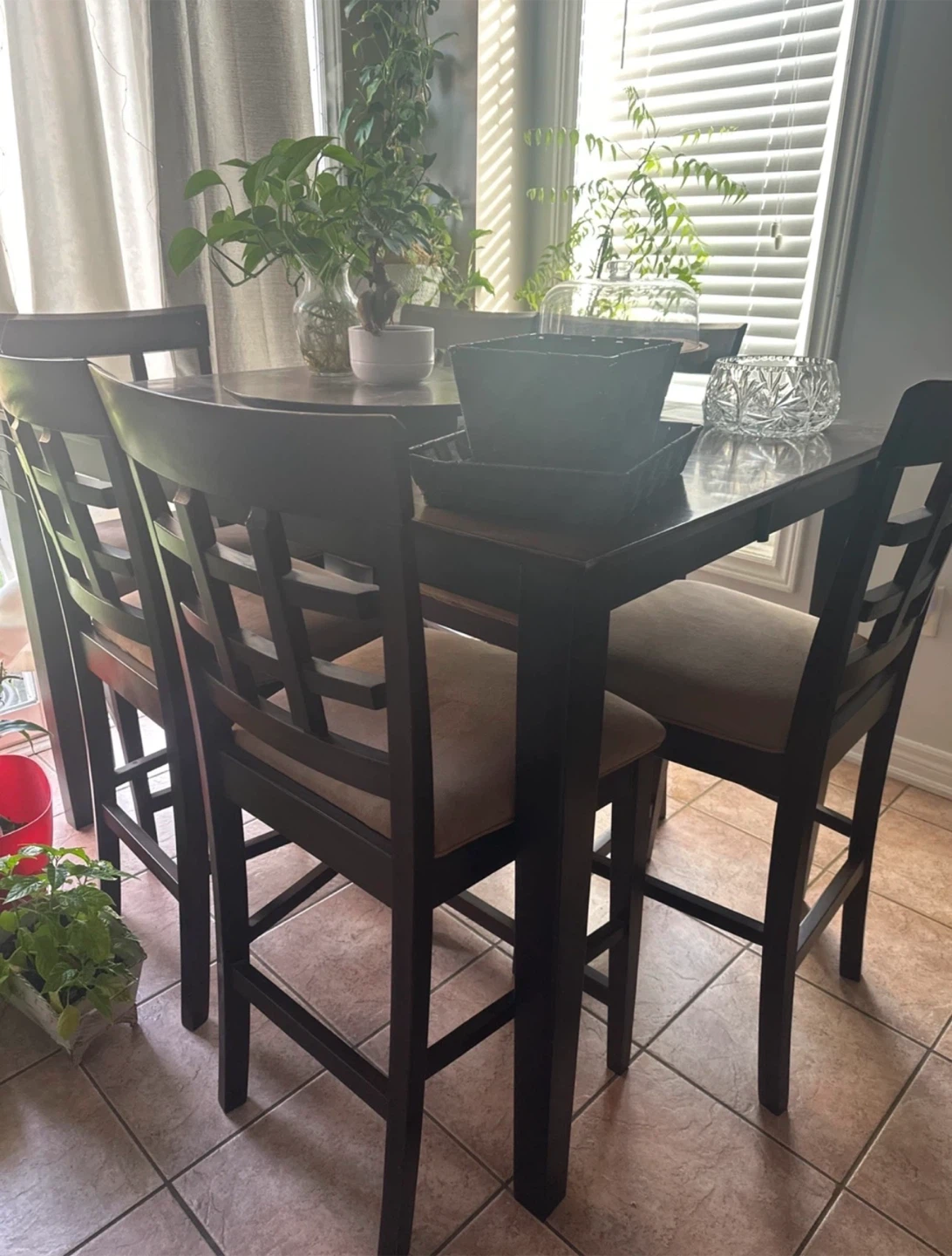 Adjustable dinning table with 6 chairs - photo 2